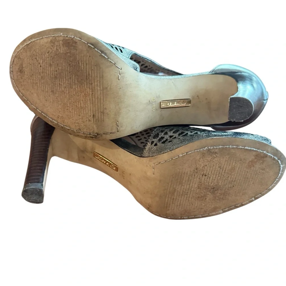 Louise et Cie Lo-Olivia 2 Leather Perforated Design Heel In Gunmetal Size 7 - Picture 5 of 8